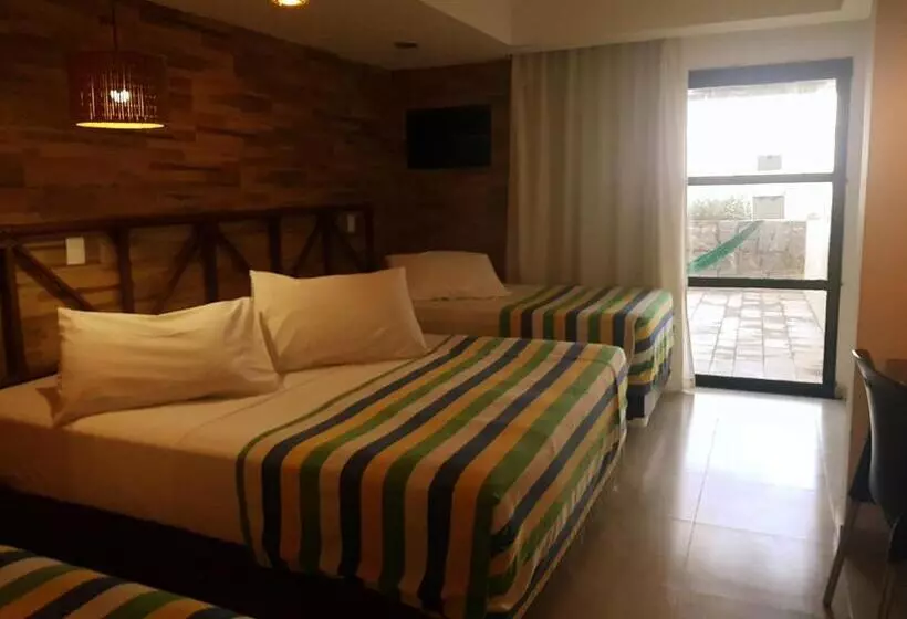 Economy Triple Room, Vila Do Mar Natal