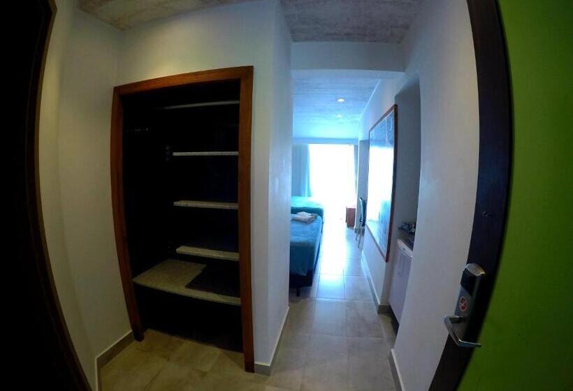 غرفة عائلية مطلّة علي البحر, Vila Do Mar Natal