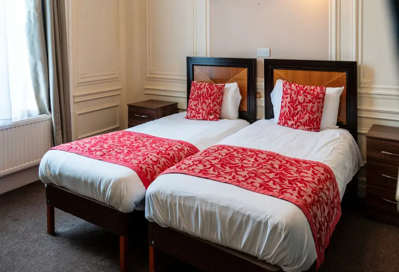 اتاق استاندارد, Adelphi