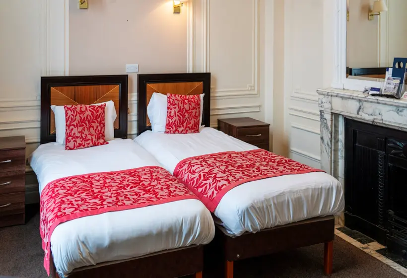 اتاق استاندارد, Adelphi