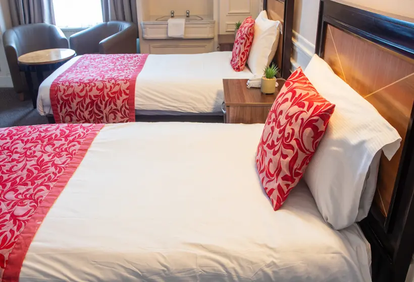 اتاق استاندارد, Adelphi