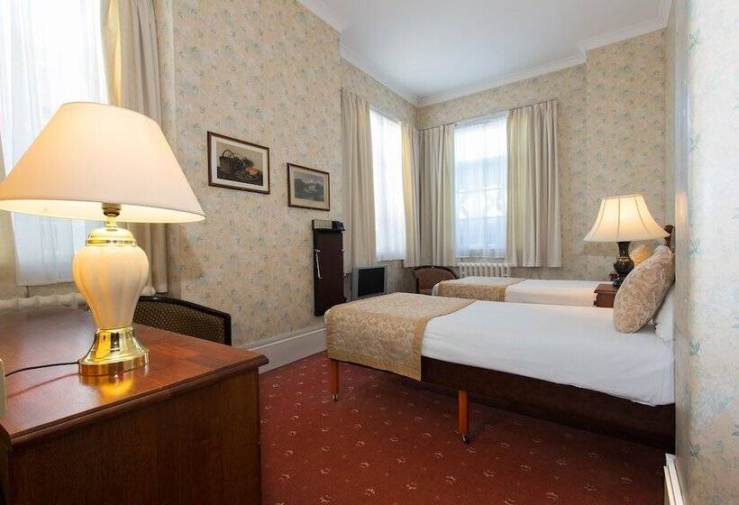 חדר סטנדרט, Adelphi