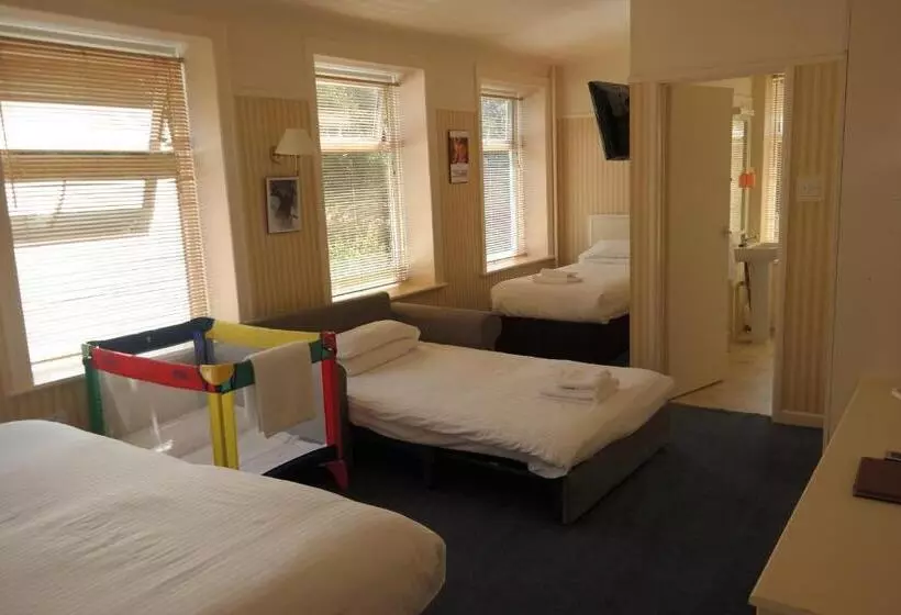 اتاق خانوادگی, Celebrity Bournemouth East Cliff By Villare Hotels