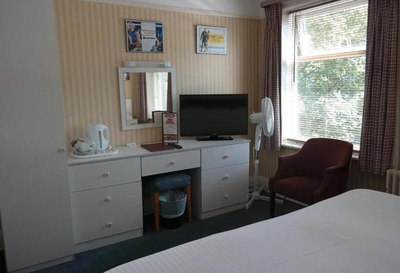 Номер Стандарт Трехместный, Celebrity Bournemouth East Cliff By Villare Hotels