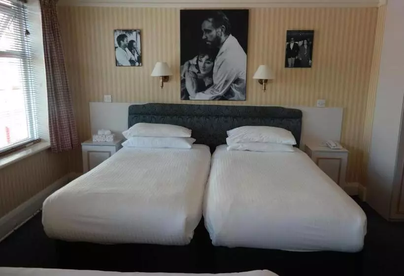 اتاق استاندارد چهار تخته, Celebrity Bournemouth East Cliff By Villare Hotels