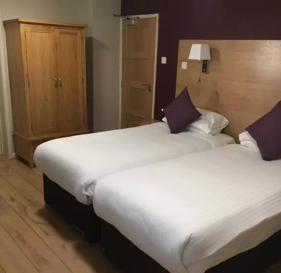 اتاق سوپریور سه تخته, Celebrity Bournemouth East Cliff By Villare Hotels