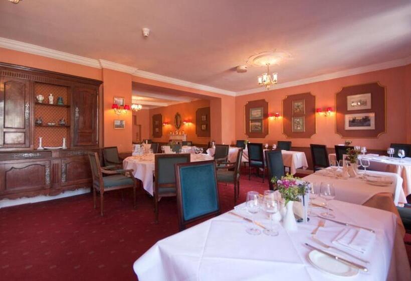 اتاق استاندارد, Corse Lawn House