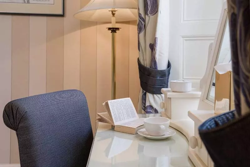 Suite, Cringletie House