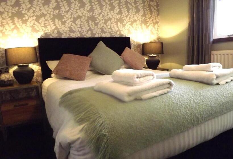 غرفة عائلية, Dartmoor Lodge