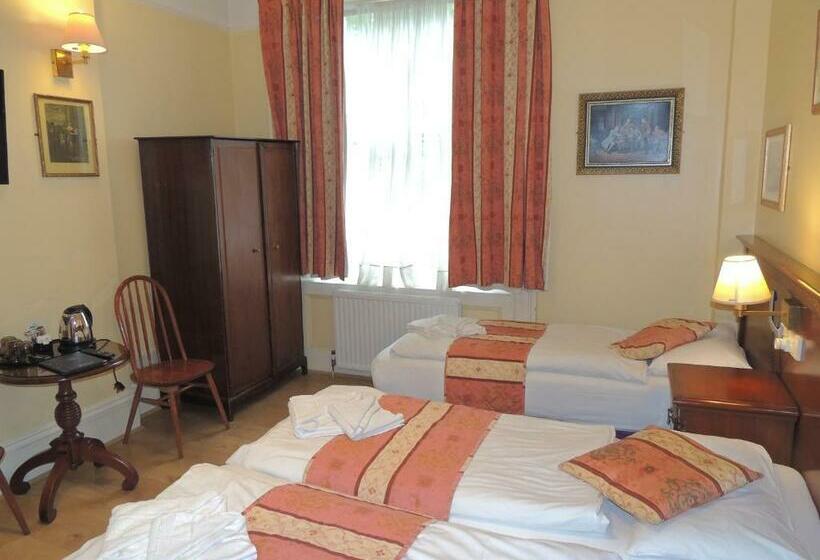 スタンダードトリプルルーム, Dolphin