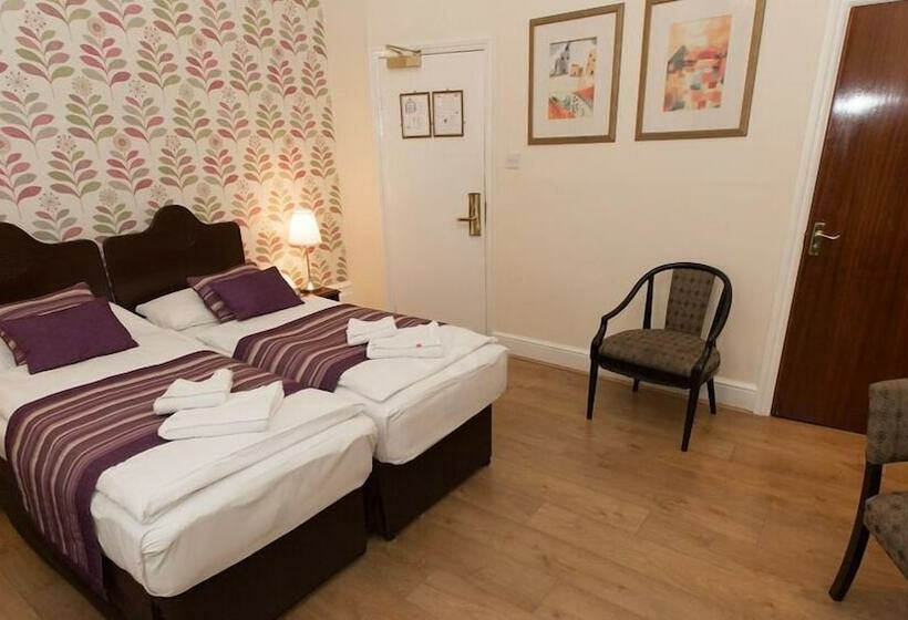 スタンダードトリプルルーム, Dolphin