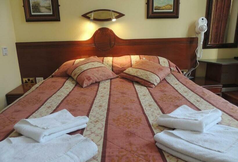 スーペリアールーム, Dolphin