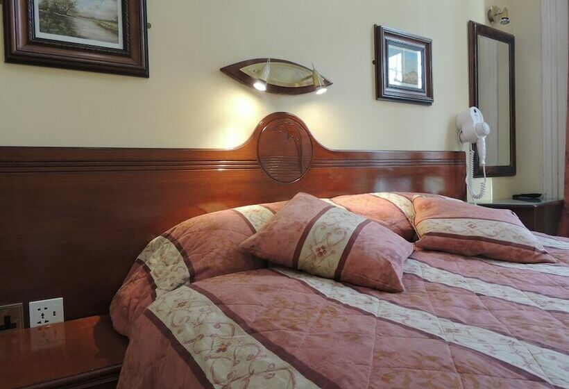 スーペリアールーム, Dolphin