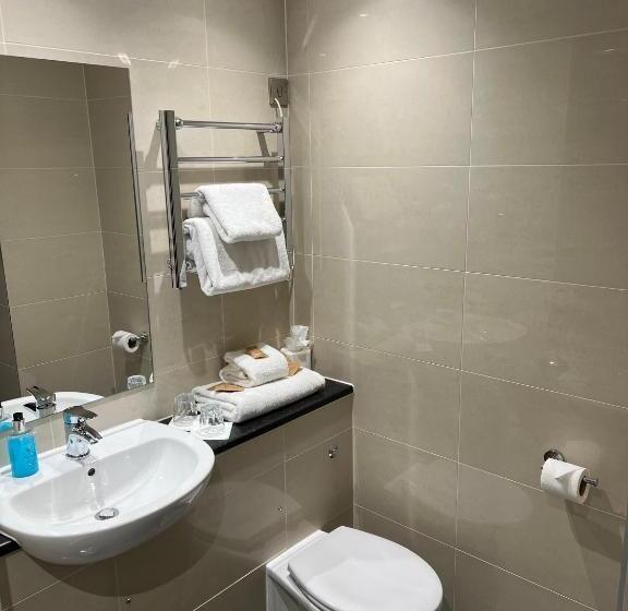 身障者適用スタンダードルーム, Dragonfly Hotel Peterborough