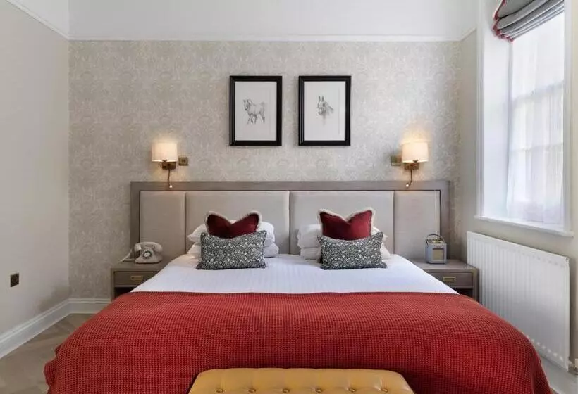 スタンダードルーム, Eastwell Manor, Champneys Hotel & Spa