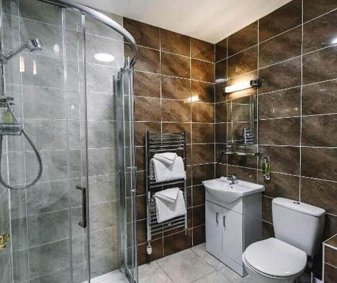 غرفة قياسية فردية, Fisher S