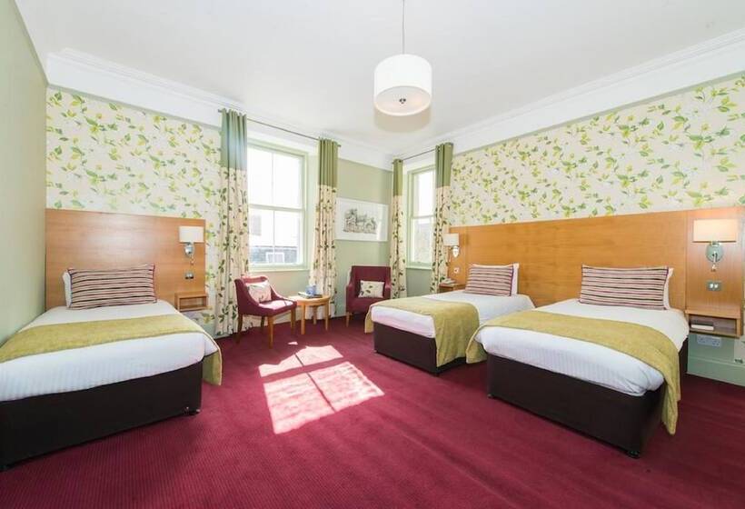 غرفة عائلية, Fisher S