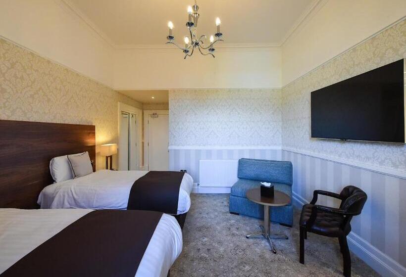 غرفة قياسية ثلاثية, Fisher S