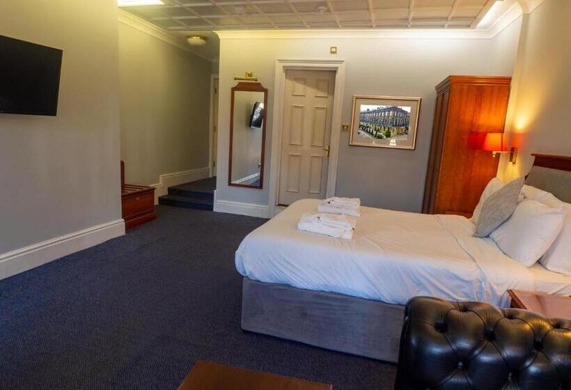 Номер Стандарт, The Central