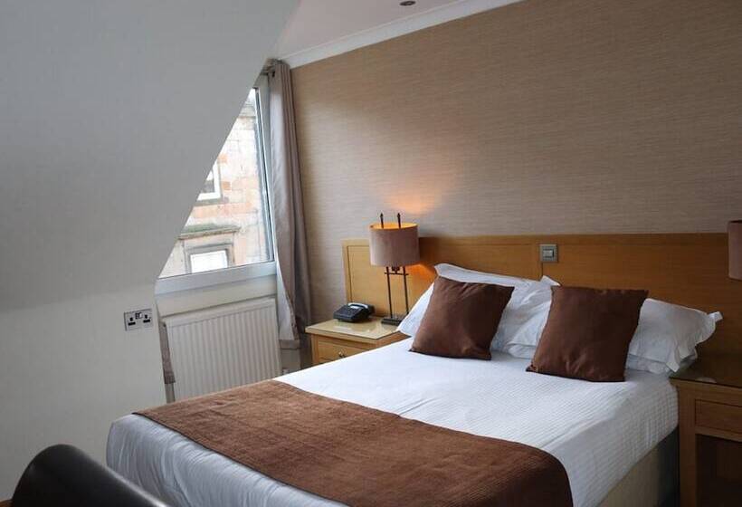 חדר סטנדרט יחיד, The City