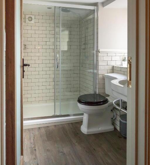 기본룸, The Frogmill