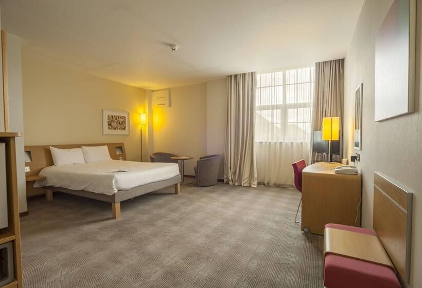 수피리어 룸, Novotel Cardiff Centre