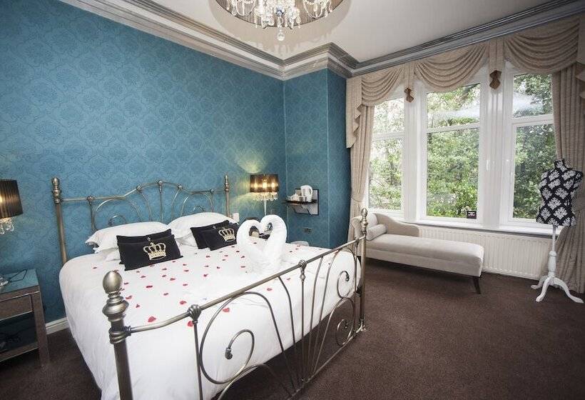 جناح, The Victoria Hotel Manchester By Compass Hospitality