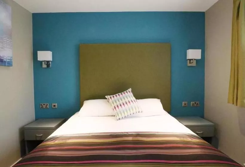 デラックスルーム, The Victoria Hotel Manchester By Compass Hospitality