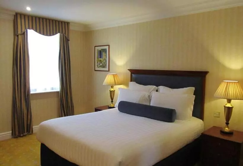 Comfort-huone, Manor Hotel Solihull, Signature Collection