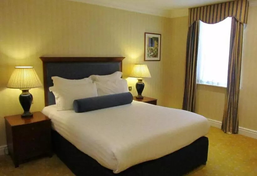 Comfort-huone, Manor Hotel Solihull, Signature Collection