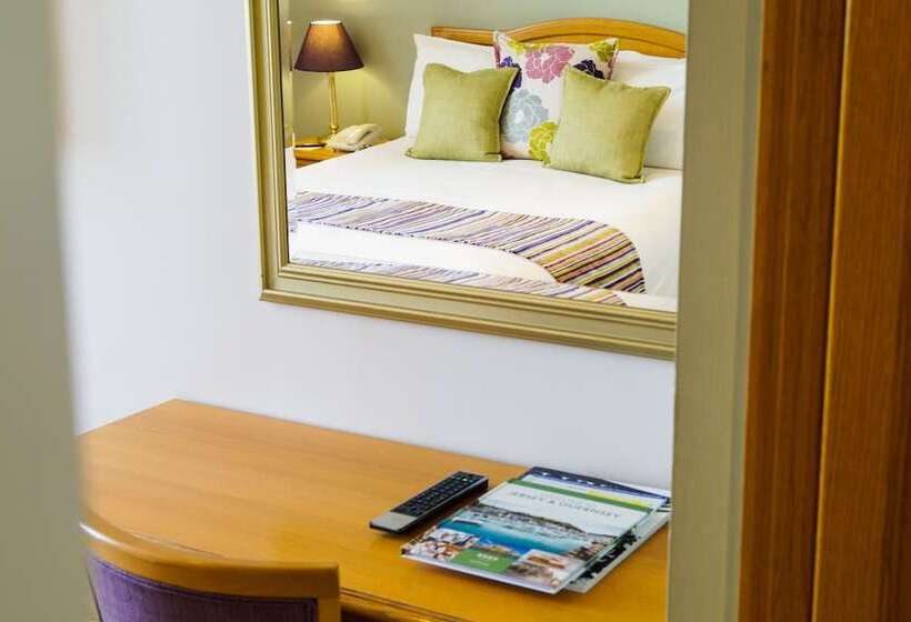 חדר סטנדרט, De France