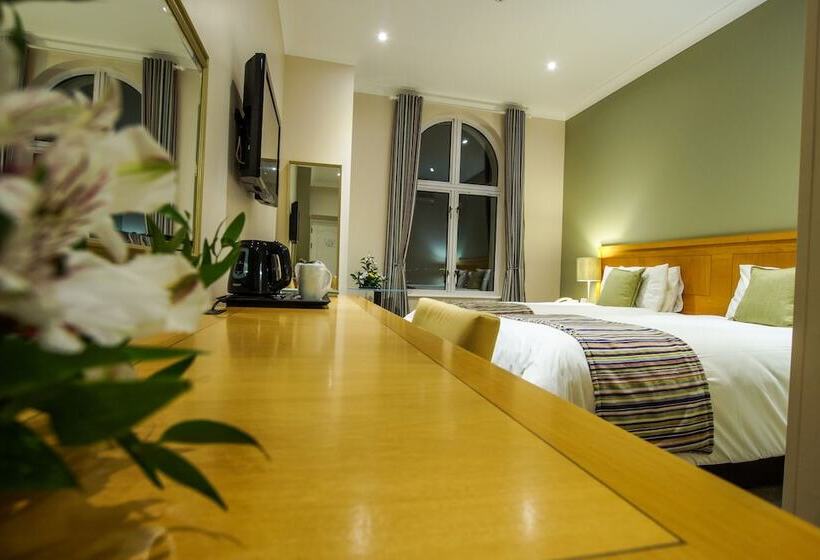 חדר סטנדרט, De France