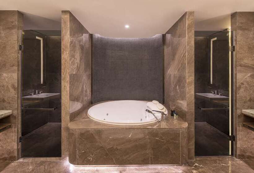 总统套房, Hilton London Croydon