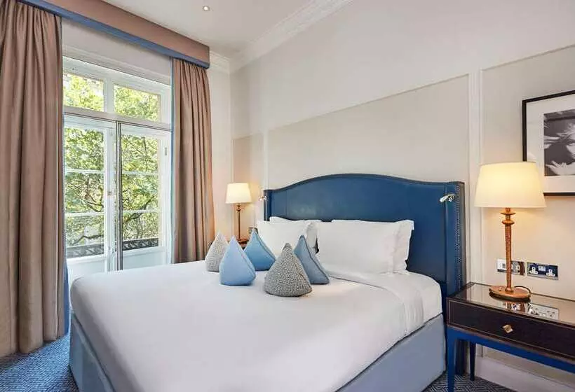 اتاق لوکس با تخت بزرگ, Hilton London Croydon