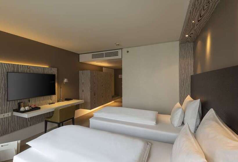 اتاق خانوادگی, Hilton London Croydon