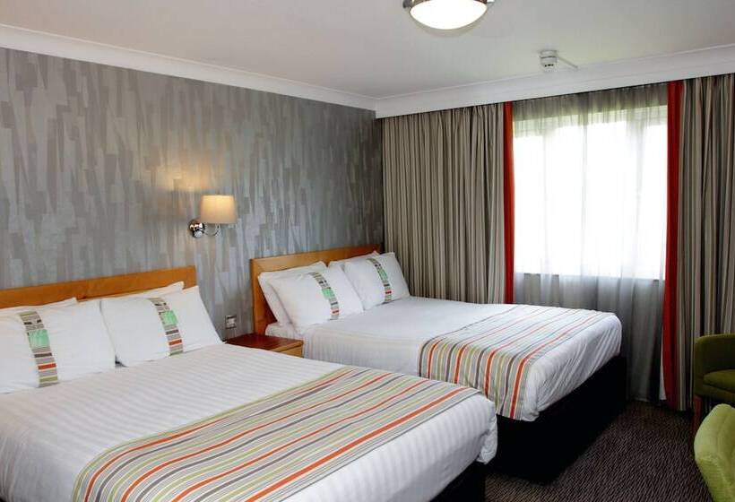 2ダブルベッドのスタンダードルーム, Holiday Inn A55 Chester West, An Ihg