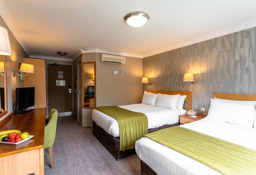 2ダブルベッドのスタンダードルーム, Holiday Inn A55 Chester West, An Ihg