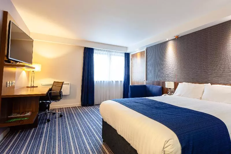 身障者適用スタンダードルーム, Holiday Inn Express Edinburgh Airport, An Ihg