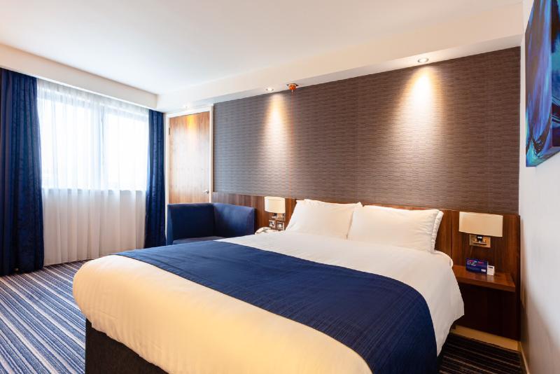 장애인을 위한 스탠다드 룸, Holiday Inn Express Edinburgh Airport, An Ihg