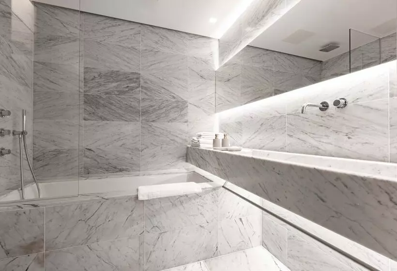 ジュニアスイート, La Suite West  Hyde Park