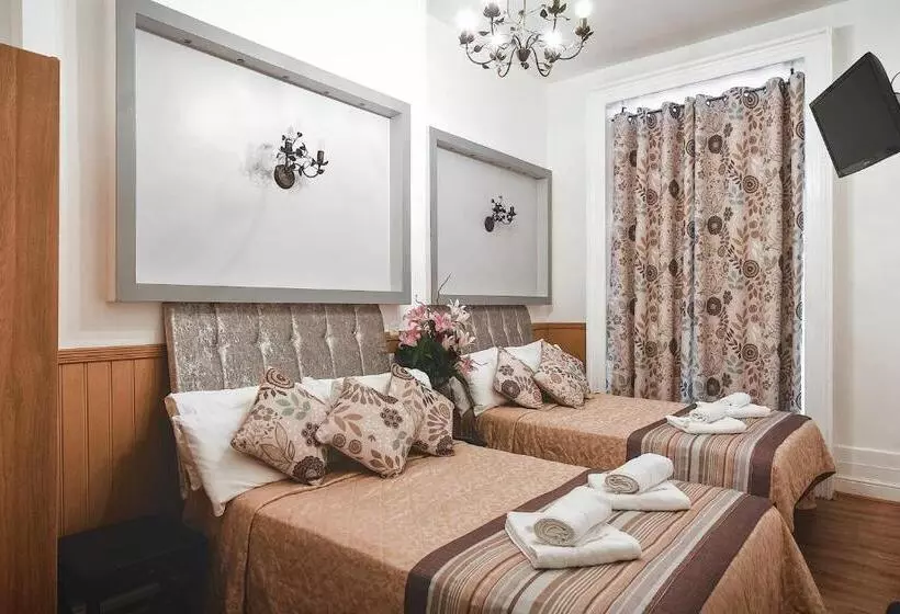 اتاق استاندارد چهار تخته, Linden House