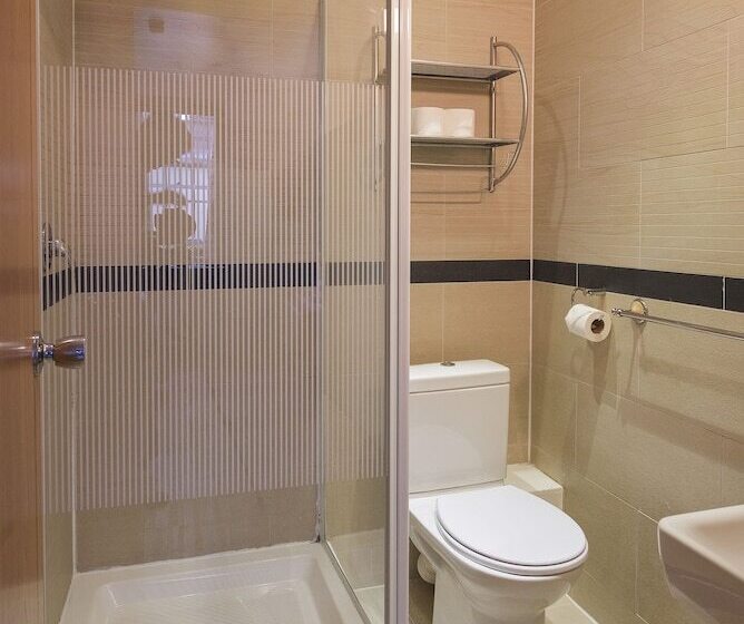 اتاق استاندارد, Linden House