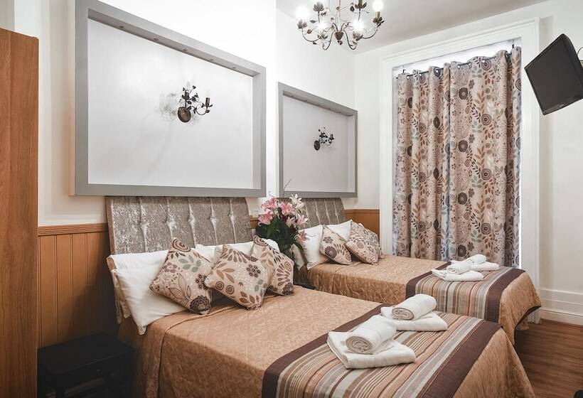 4인용 스탠다드 룸, Linden House