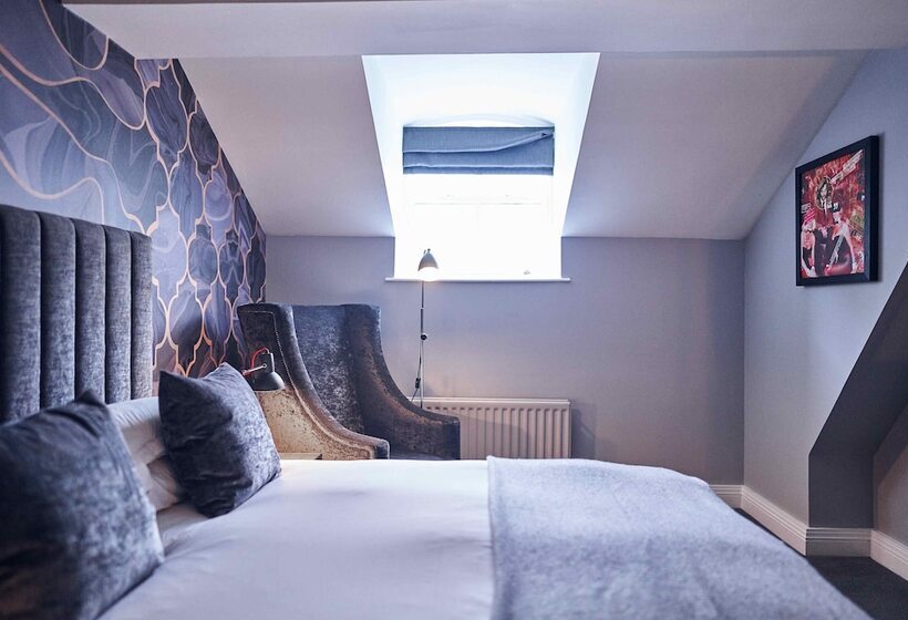 Номер Стандарт, Malmaison Belfast