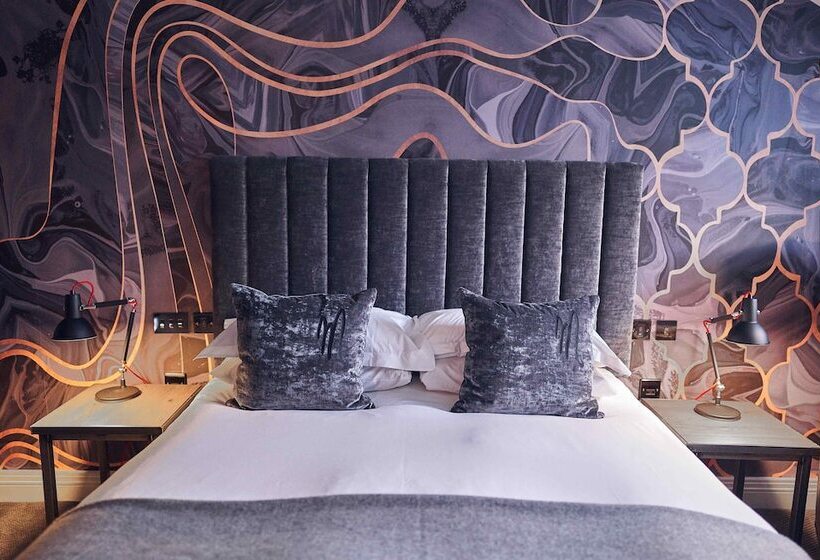 Номер Стандарт, Malmaison Belfast