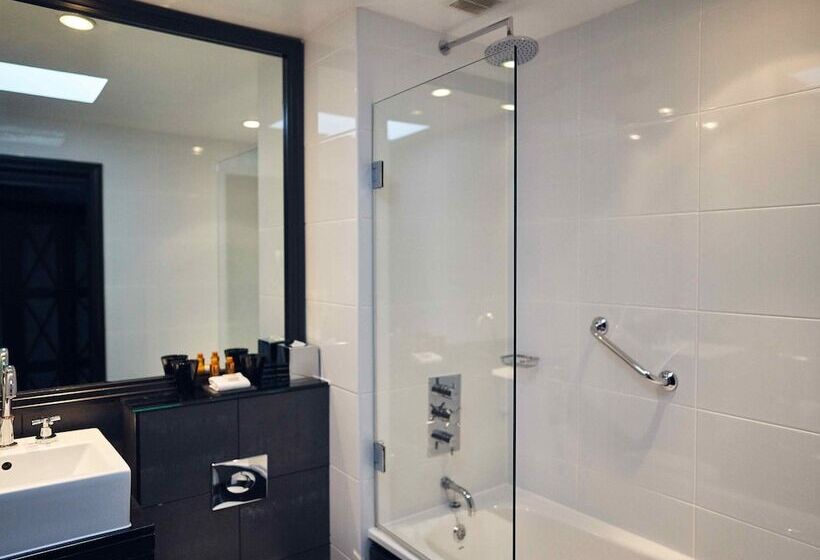 غرفة كلوب, Malmaison Belfast