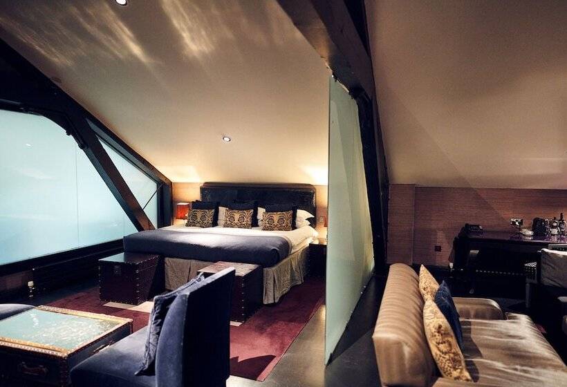 جناح, Malmaison Belfast