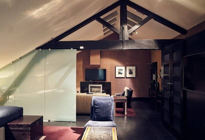 جناح, Malmaison Belfast