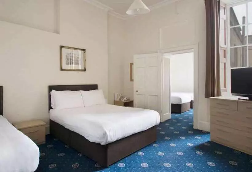 Chambre Familiale, Parade Park Bath