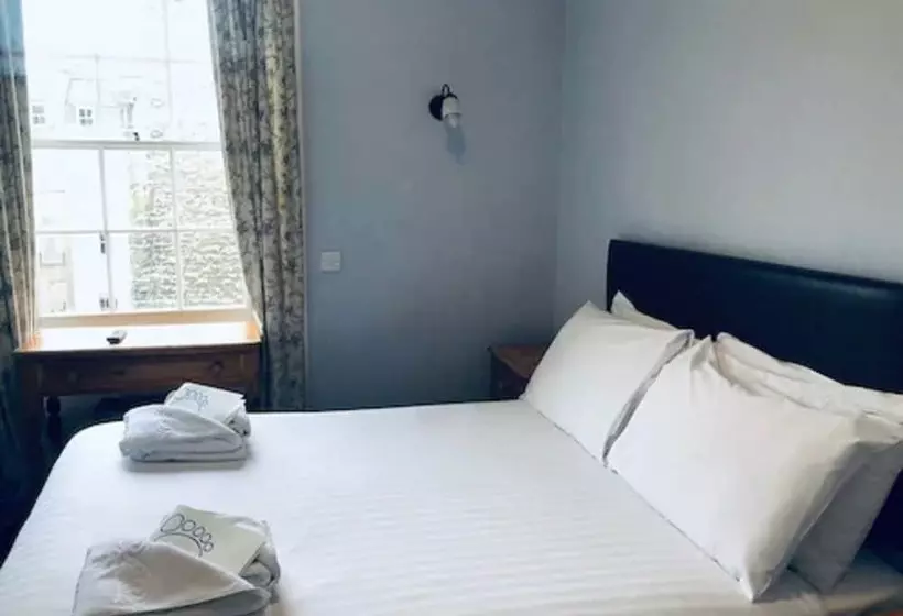 Chambre Basic, Parade Park Bath